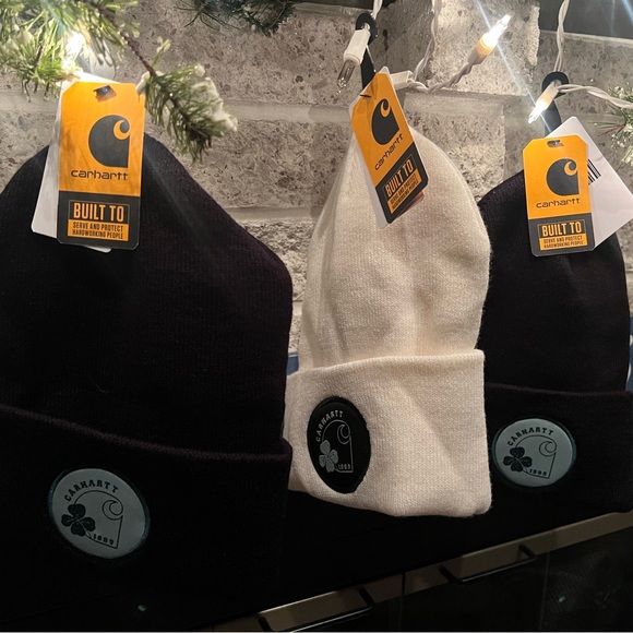NWT Unisex Carhartt knit beanie hat for the Winter! Available in black & ivory - Picture 6 of 6